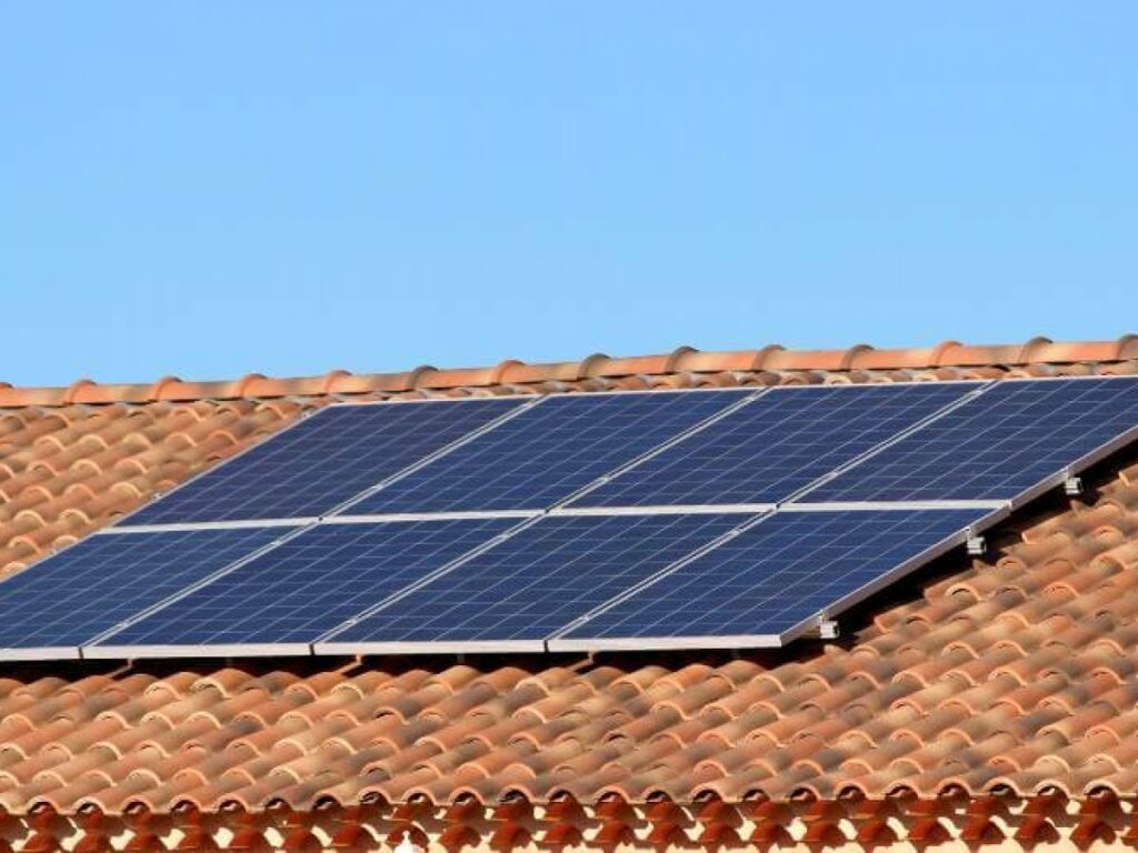 toit en panneau solaire upre.fr